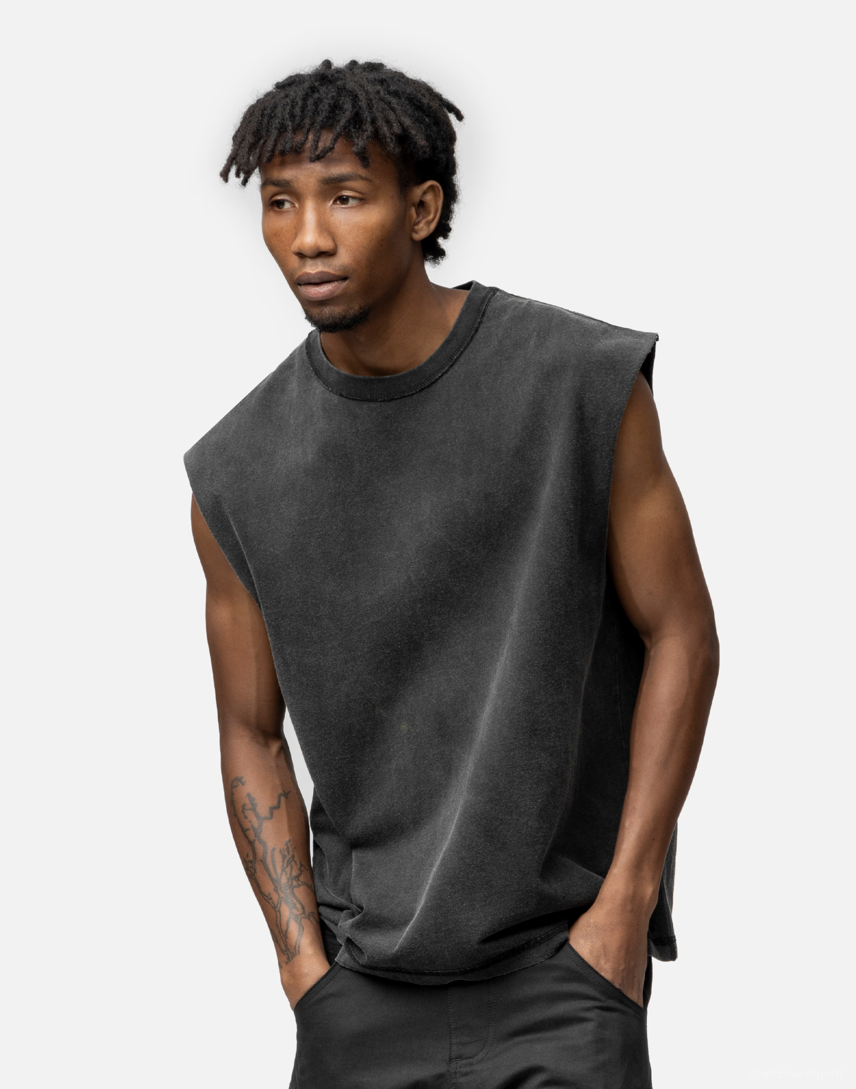 Sleeveless T-Shirt Wash-Black